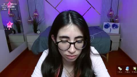 Snapshot of lena_roses chatting on 04/28/26, 02:33 Lena online show from 04/28/26, 02:33