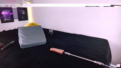 Snapshot of lenaandwilliam chatting on 10/10/25, 07:24 Lenaandwilliam online show from 10/10/25, 07:24