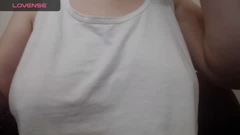 lenagolden online show from 12/23/24, 12:41