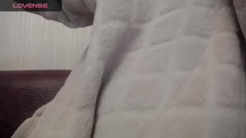 lenagolden online show from 02/13/25, 03:50