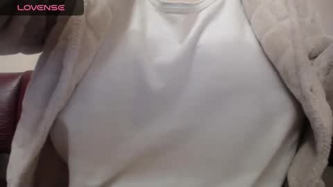 lenagolden online show from 02/20/25, 06:24