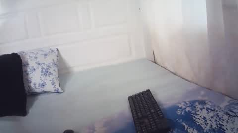 lenah6 online show from 02/15/26, 07:51