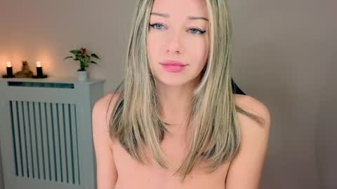 Lena online show from 11/27/25, 08:38