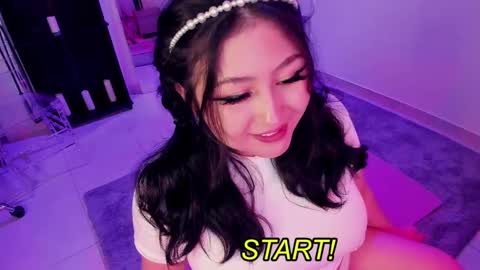 Lenna Kang online show from 03/11/25, 06:30