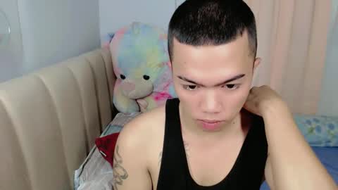 Snapshot of lenawet_0520 chatting on 02/05/25, 06:04 lena online show from 02/05/25, 06:04