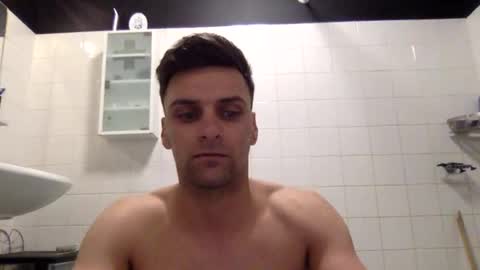 Snapshot of lendariokiss chatting on 04/02/26, 10:18 Armando online show from 04/02/26, 10:18