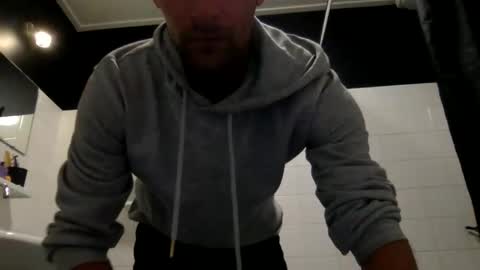 Snapshot of lendariokiss chatting on 05/15/26, 12:01 Armando online show from 05/15/26, 12:01