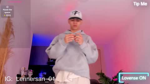 Snapshot of lennercollins_ chatting on 02/10/25, 03:24 Lenner INDEPENDENT MODEL online show from 02/10/25, 03:24