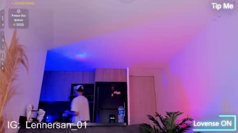 Snapshot of lennercollins_ chatting on 02/11/25, 10:39 Lenner INDEPENDENT MODEL online show from 02/11/25, 10:39