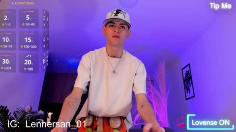 Snapshot of lennercollins_ chatting on 02/19/25, 06:00 Lenner INDEPENDENT MODEL online show from 02/19/25, 06:00