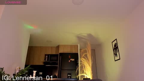 Snapshot of lennercollins_ chatting on 02/23/25, 06:49 Lenner INDEPENDENT MODEL online show from 02/23/25, 06:49
