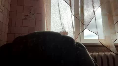 Snapshot of lenniepennachio chatting on 05/28/26, 06:00 Hellomy name is Natalyits my first day here nice to meet you Give me 50 thumbs ups online show from 05/28/26, 06:00
