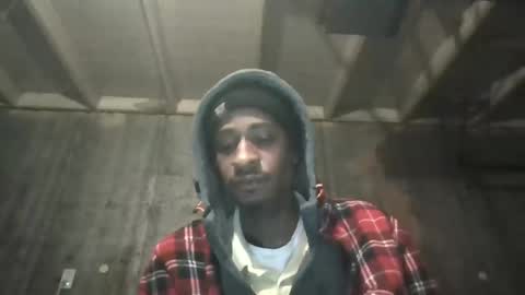 Snapshot of leo199984 chatting on 12/14/24, 04:34 leo199984 online show from 12/14/24, 04:34