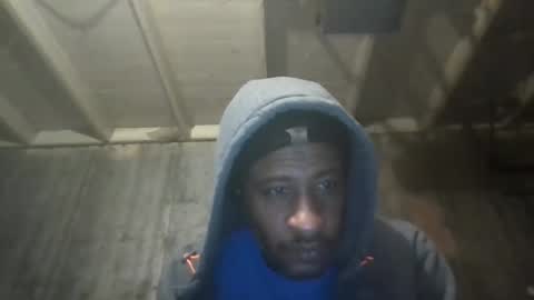 Snapshot of leo199984 chatting on 03/11/25, 02:32 leo199984 online show from 03/11/25, 02:32