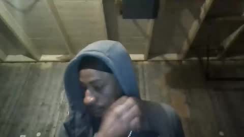 Snapshot of leo199984 chatting on 11/01/25, 03:30 leo199984 online show from 11/01/25, 03:30