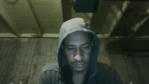 Snapshot of leo199984 chatting on 03/24/26, 02:27 leo199984 online show from 03/24/26, 02:27