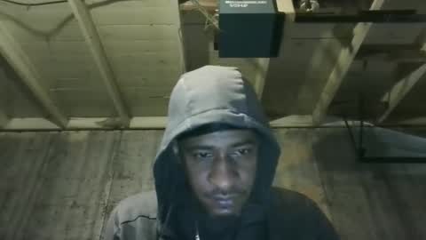 Snapshot of leo199984 chatting on 03/29/26, 06:19 leo199984 online show from 03/29/26, 06:19