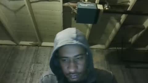 Snapshot of leo199984 chatting on 04/03/26, 02:09 leo199984 online show from 04/03/26, 02:09