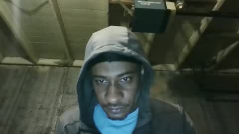 Snapshot of leo199984 chatting on 04/24/26, 02:36 leo199984 online show from 04/24/26, 02:36