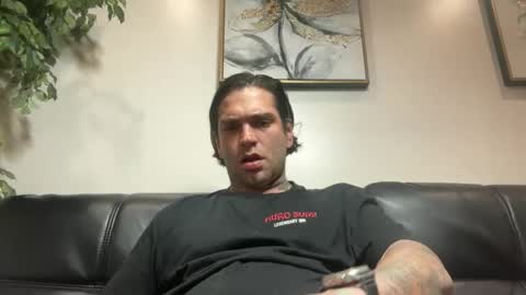 Snapshot of leo20cms chatting on 10/20/25, 05:30 leo20cms online show from 10/20/25, 05:30