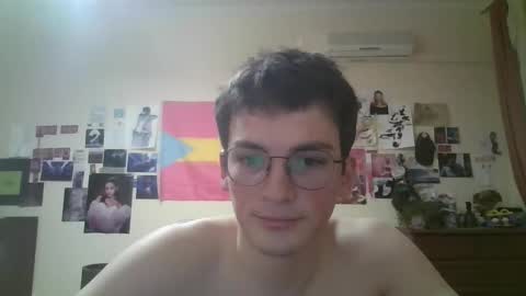 Snapshot of leo_cutie chatting on 03/12/26, 08:37 leo_cutie online show from 03/12/26, 08:37