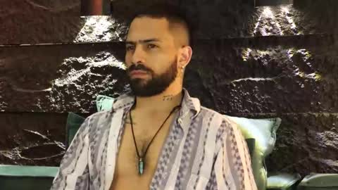 Leo  Diaz online show from 11/03/25, 02:13