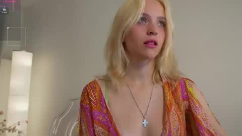  Ashly  online show from 10/11/25, 03:43