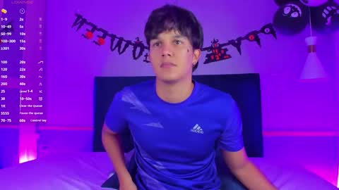 Snapshot of leo_savage_ chatting on 10/26/25, 04:07 Leo online show from 10/26/25, 04:07