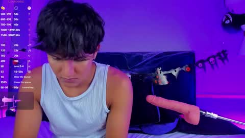 Snapshot of leo_savage_ chatting on 10/29/25, 05:10 Leo online show from 10/29/25, 05:10