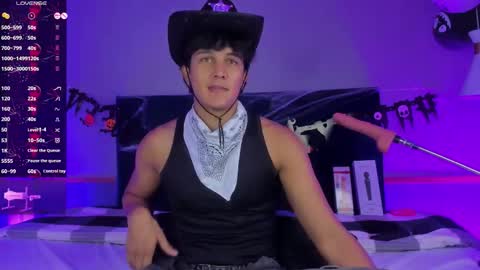 Snapshot of leo_savage_ chatting on 11/01/25, 04:14 Leo online show from 11/01/25, 04:14