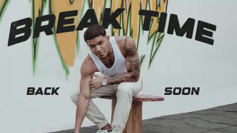 Snapshot of leo_taro chatting on 10/28/25, 12:36 Leo independent model online show from 10/28/25, 12:36