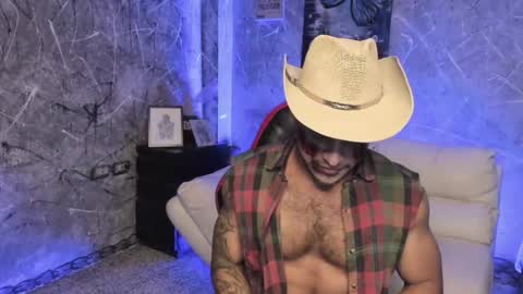 Snapshot of leo_taro chatting on 11/03/25, 12:35 Leo independent model online show from 11/03/25, 12:35