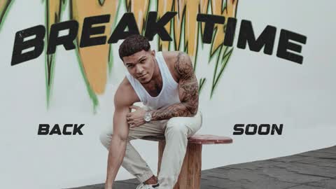 Snapshot of leo_taro chatting on 11/21/25, 12:32 Leo independent model online show from 11/21/25, 12:32