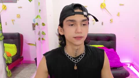 Leo online show from 03/05/25, 01:39