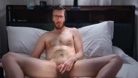 Snapshot of leobiggy227 chatting on 01/31/25, 11:56 LeoBiggy online show from 01/31/25, 11:56