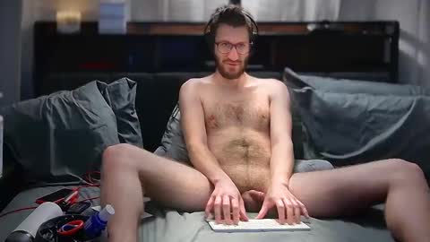 Snapshot of leobiggy227 chatting on 02/23/25, 05:34 LeoBiggy online show from 02/23/25, 05:34