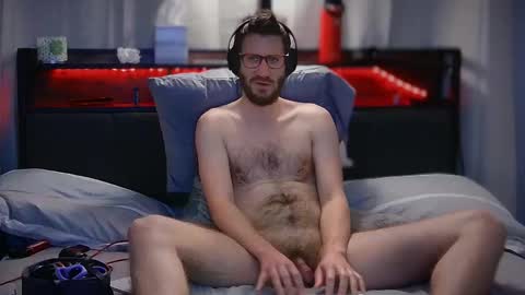 Snapshot of leobiggy227 chatting on 02/25/25, 05:52 LeoBiggy online show from 02/25/25, 05:52