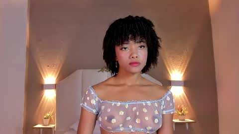 Snapshot of leodovina_16 chatting on 04/20/26, 01:36 Leo online show from 04/20/26, 01:36