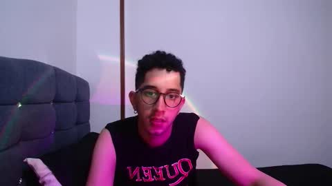 Snapshot of leoh_hades chatting on 11/02/25, 01:52 Leoh online show from 11/02/25, 01:52