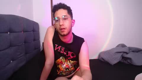 Snapshot of leoh_hades chatting on 12/03/25, 03:14 Leoh online show from 12/03/25, 03:14