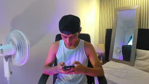 leohard_ online show from 02/03/26, 02:53