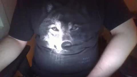 Snapshot of leon7069 chatting on 10/31/25, 03:57 Leon online show from 10/31/25, 03:57