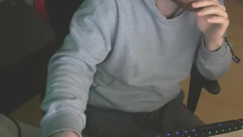 Snapshot of leon_97 chatting on 01/05/25, 02:41 Lele 97 online show from 01/05/25, 02:41