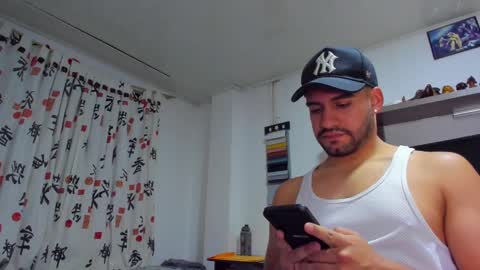 Leon Hart online show from 12/16/24, 11:39