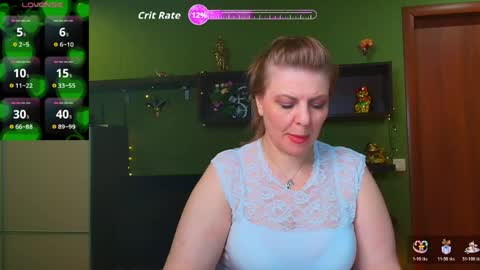 Snapshot of leona_tracie chatting on 04/08/26, 08:09 Leona tracie online show from 04/08/26, 08:09