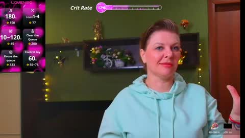 Snapshot of leona_tracie chatting on 04/15/26, 11:27 Leona tracie online show from 04/15/26, 11:27