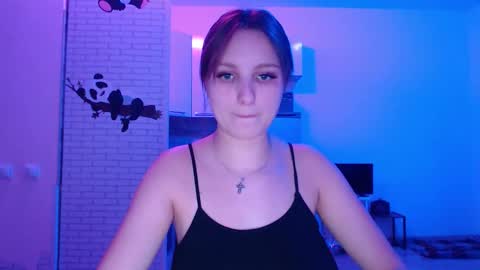 Leonaalove online show from 03/12/26, 04:24