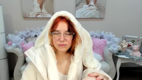 LeonaLeman online show from 01/12/25, 06:38