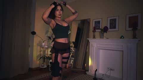 Snapshot of leonamell chatting on 01/18/25, 09:13 Leo online show from 01/18/25, 09:13