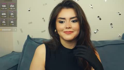 Mia online show from 09/26/25, 06:23